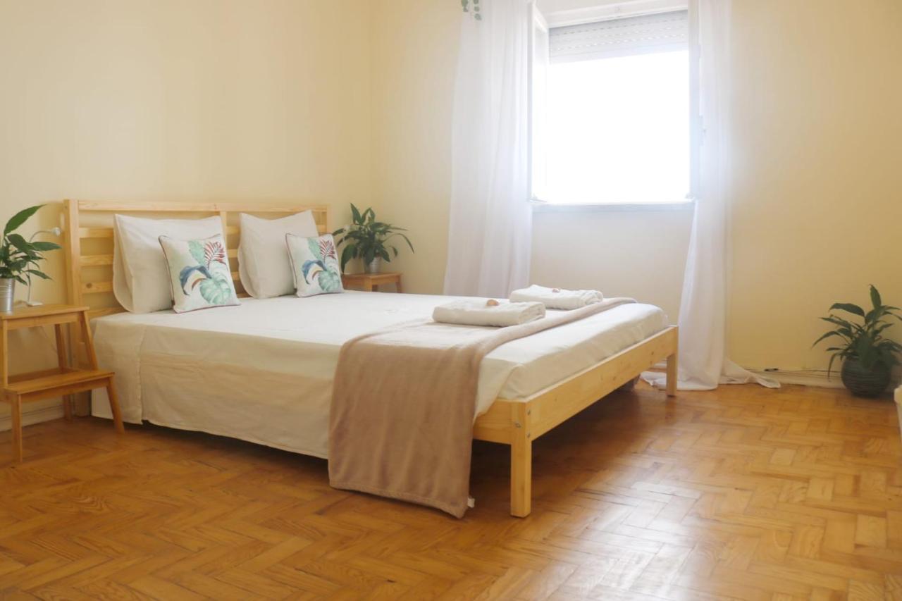 Green Element Guesthouse กอสตา ดา กาปาริกา ภายนอก รูปภาพ